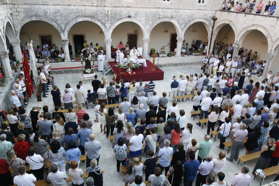 ROŽAT SV. ANTE, 13. VI. 2017. ROŽAT SV. ANTE, 13. VI. 2017.