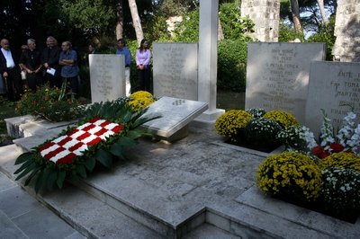 DAKSA, 25. X. OBILJEŽAVANJE STRAŠNOG ZLOČINA NAD GRAĐANIMA DUBROVNIKA