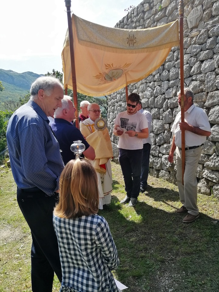 MATICA MISA I PROCESIJA S PRESVETIM, 2. VI. 2019.
